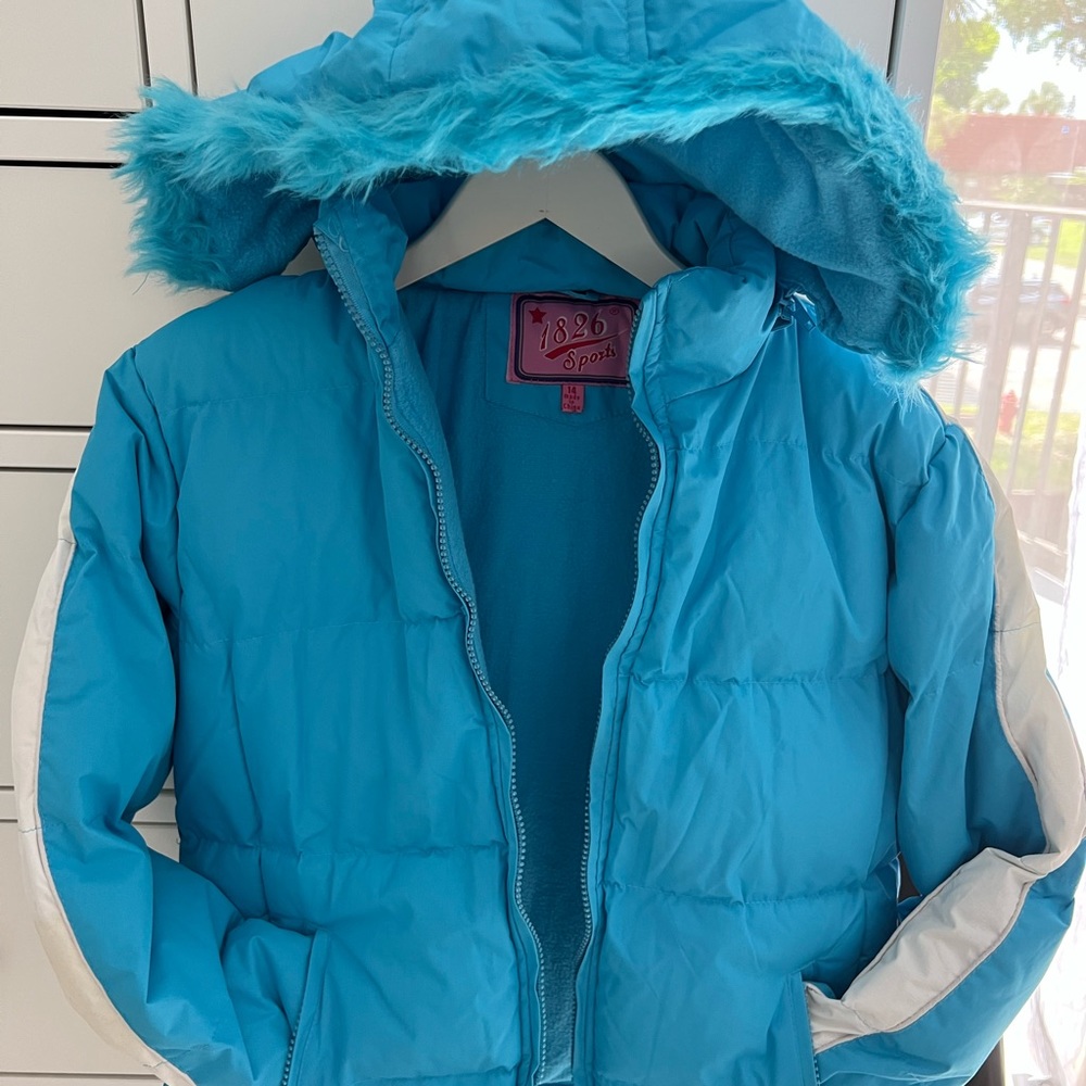 - 🔥NWOT 1826 kids light blue with white jacket size 14.